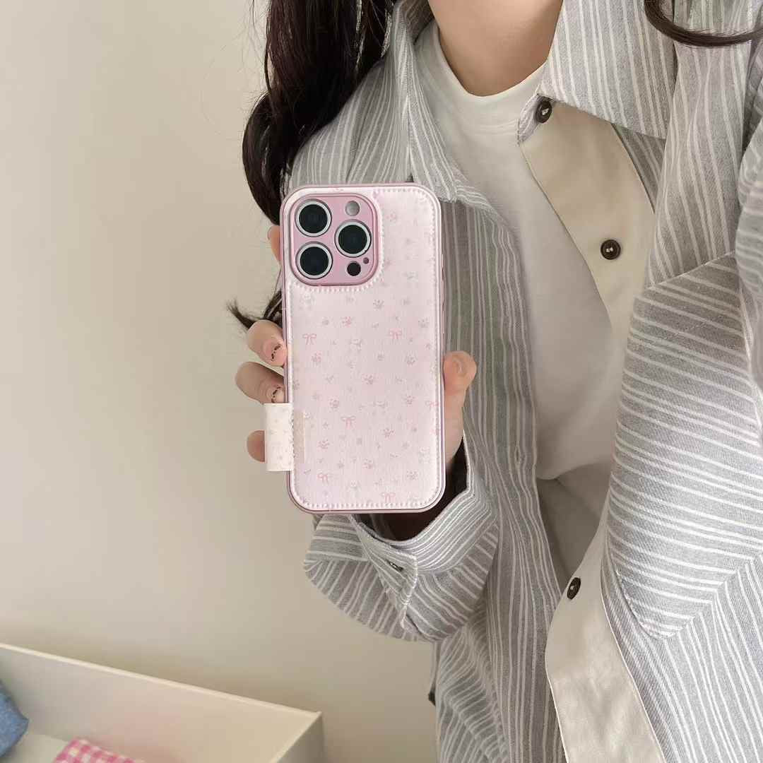 Cute Kitty Leather Case For iPhone