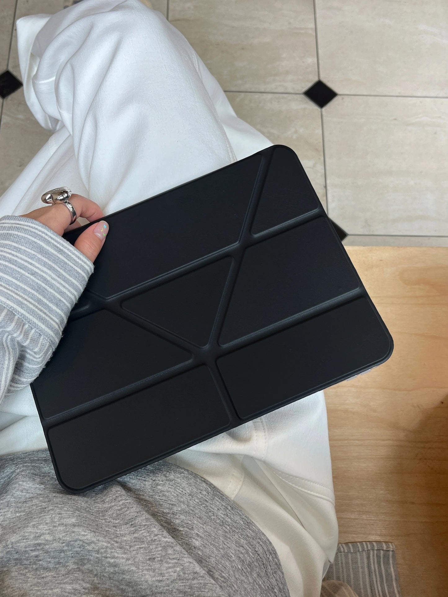 Pastel Origami Stand iPad Case Slim Magnetic Foldable Stand