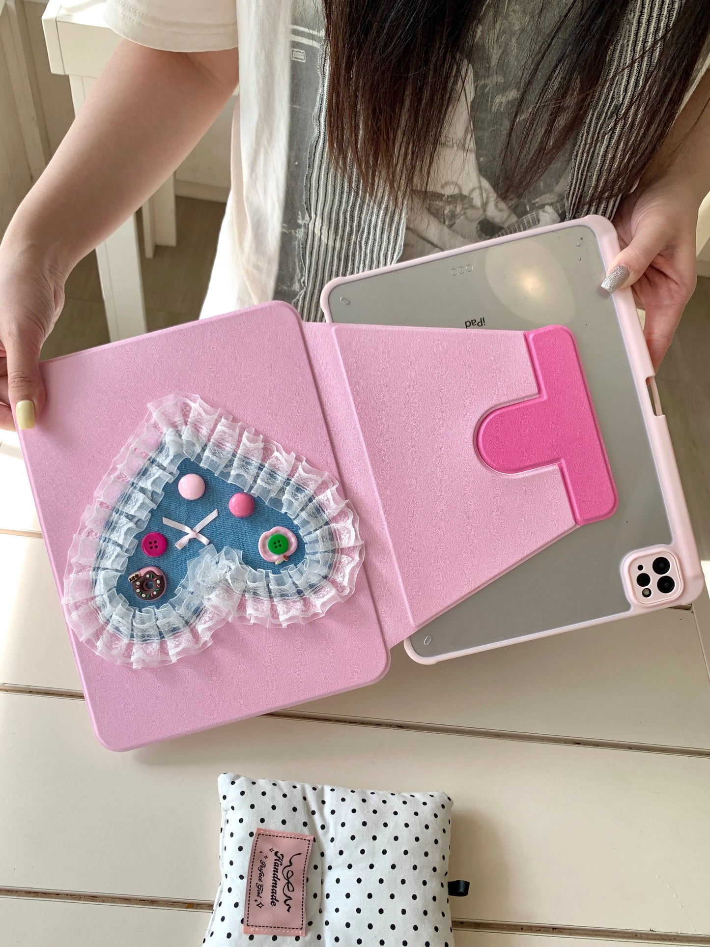 Cute Pink iPad Case with Heart Lace Design – Floral Stand Case