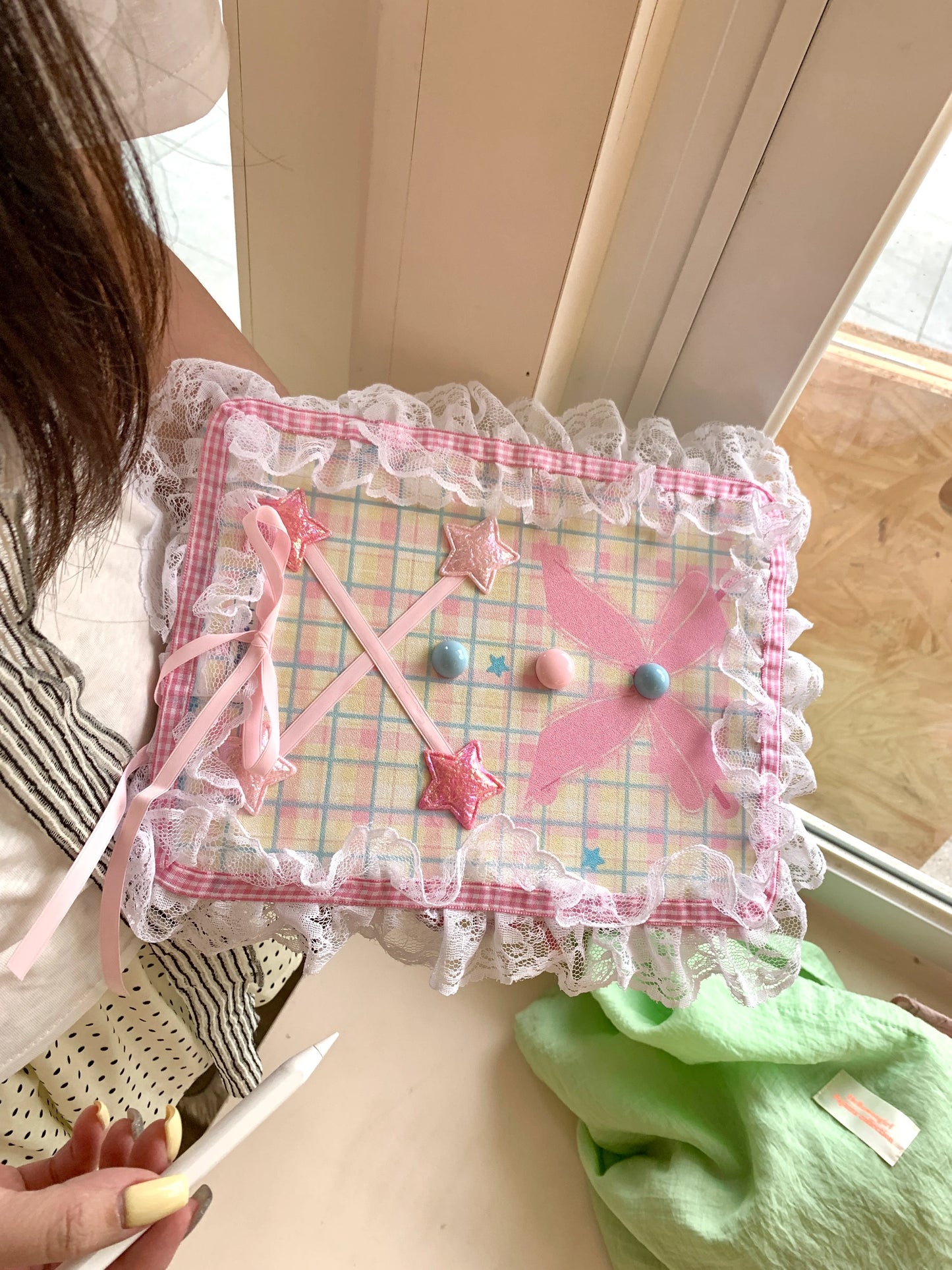 Kawaii Lace iPad Case with Plaid & Pastel Star Stand