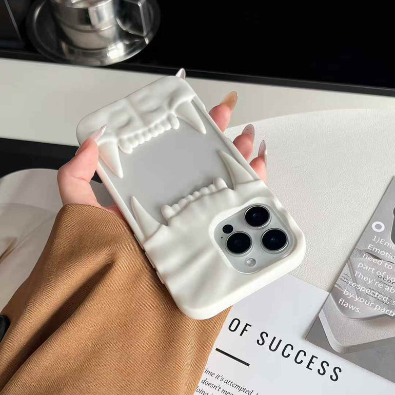 Tiger Fangs Silicon Case For iPhone ( White )