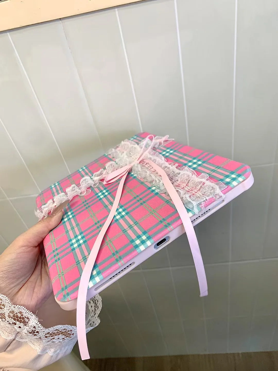 Check Bows Designer iPad Case With Inbuilt iPad Stand