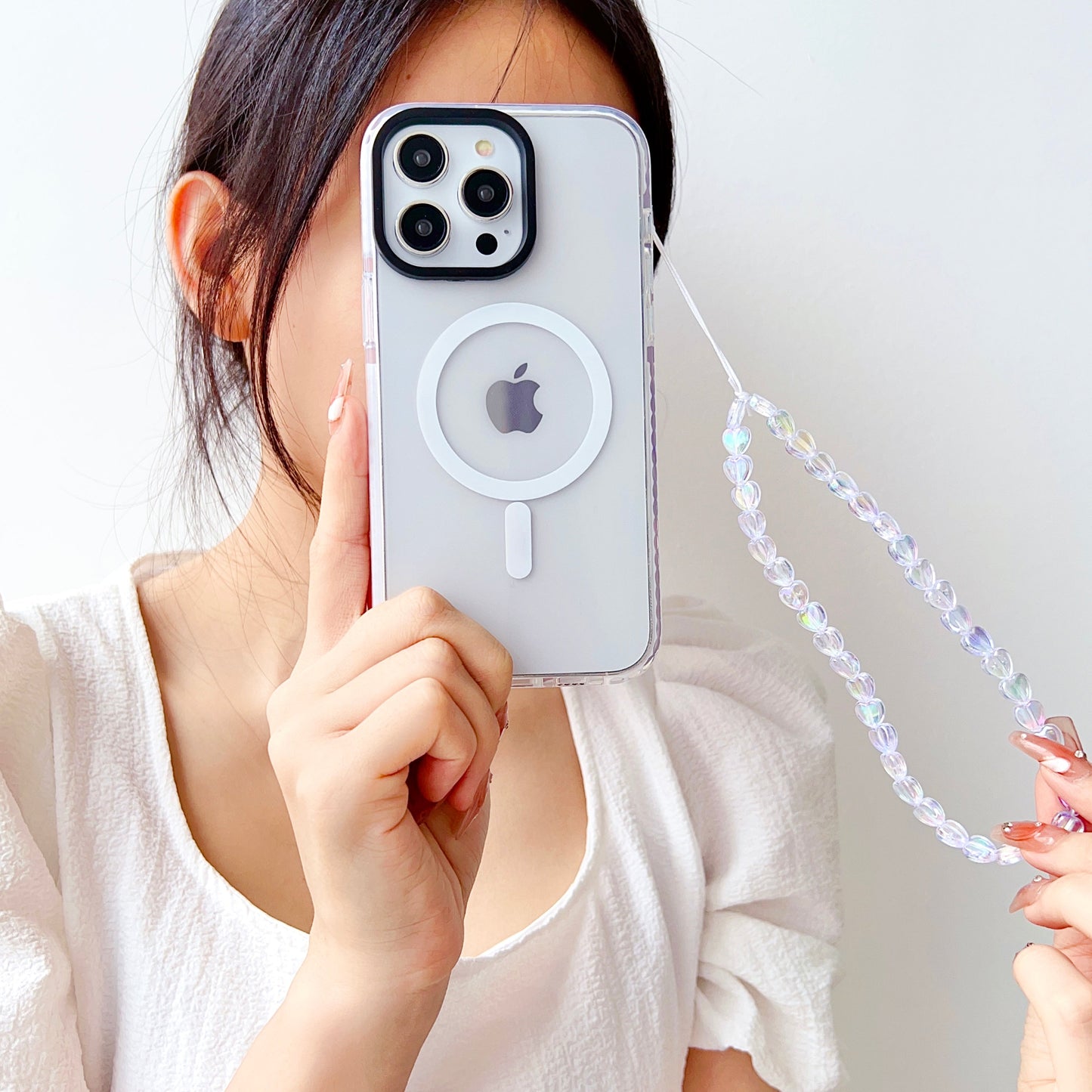 Transparent Silicon Impact Case for iPhone With Magsafe And White Heart Charm