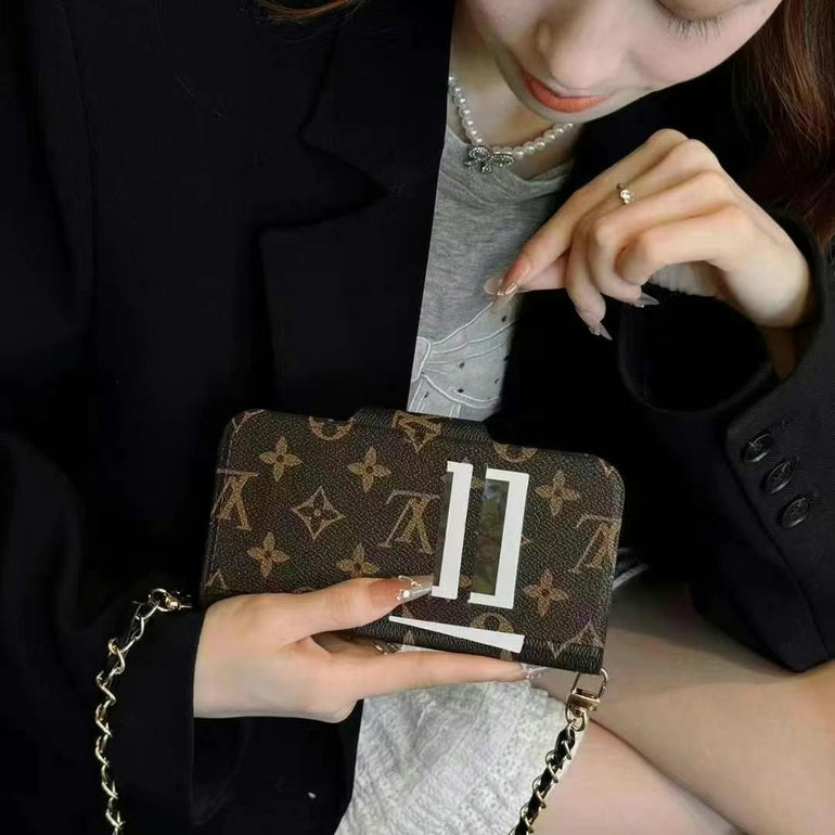 Luxury Branded Leather Flip Case For iPhone With Monogram Sling Chain