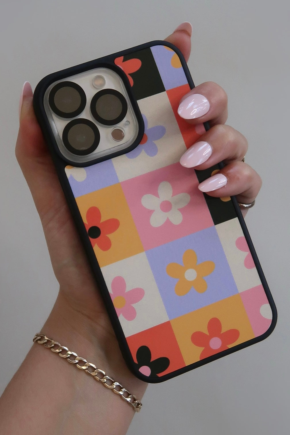 Catoon Daisy Designer Glass Case for iPhone