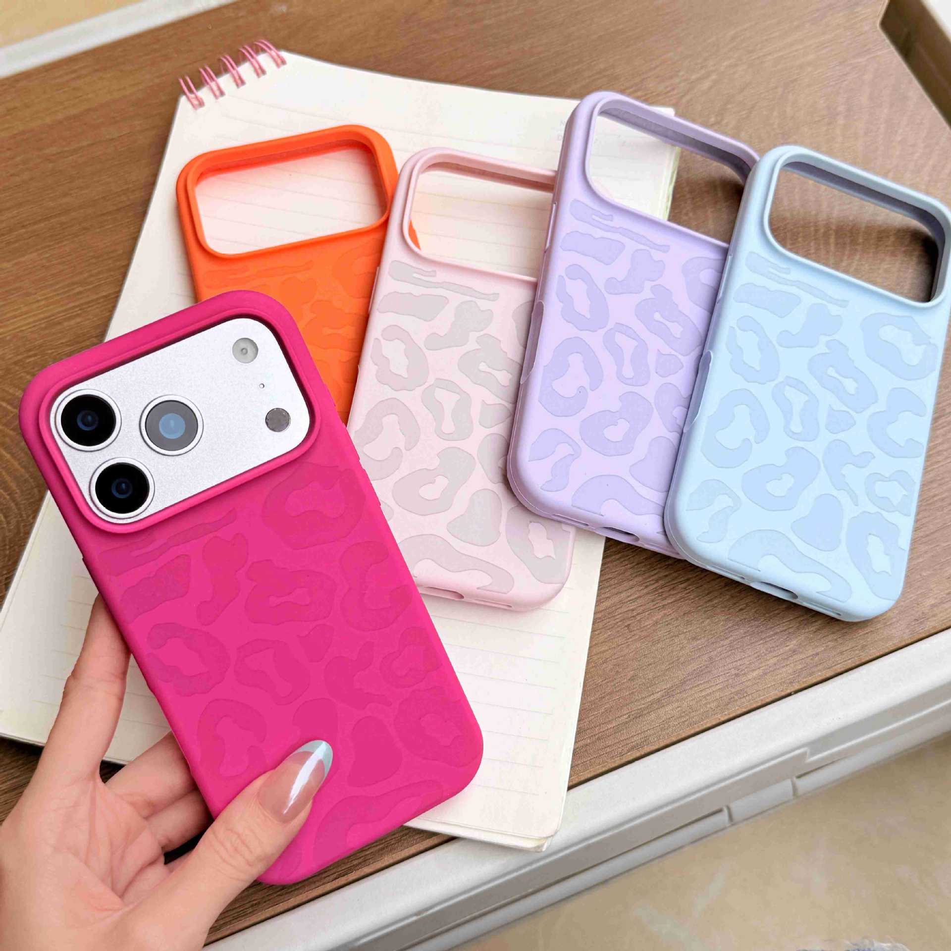 Leopard Print iPhone 17 Pro Max Full Wrap Soft Case